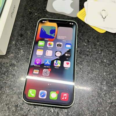 IPhone 12 64gb Verde. Libre