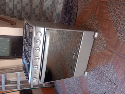 Estufa MABE de 6 quemadores