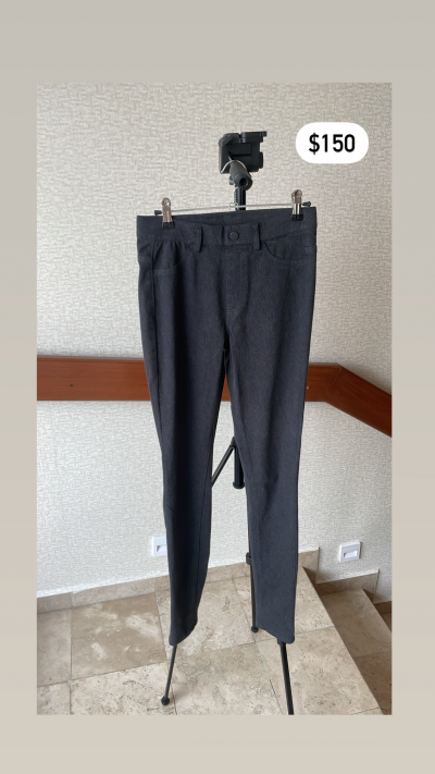 Pantalones y jeans de mujer talla chica y mediana 