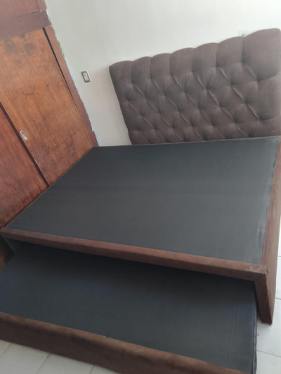 Cabecera y base de cama Matrimonial color chocolate 