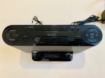 Sony FM/AM Clock Radio.