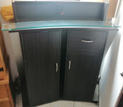 MUEBLES PARA ESTETICA/ SALON DE BELELZA
