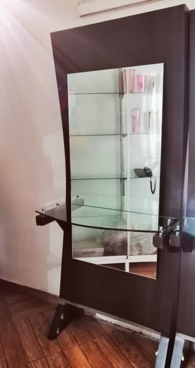 MUEBLES PARA ESTETICA/ SALON DE BELELZA