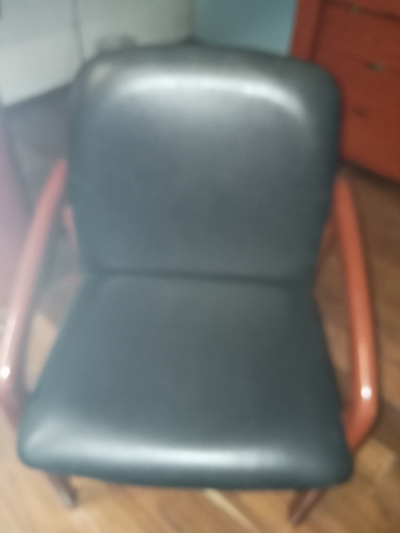 Mesa redonda de trabajo cristal biselado