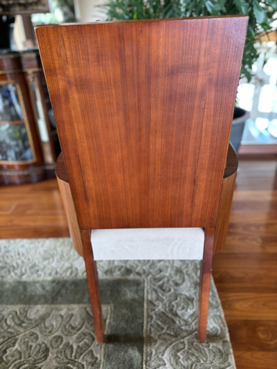 Sillas para comedor de madera masías de muy buena calidad en buen estado 12 sillas 