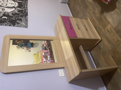 tocador rosa para niñas