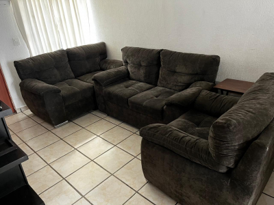 Sala en buen estado