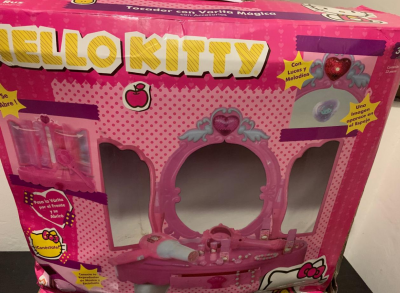 Tocador hello kitty de juguete 