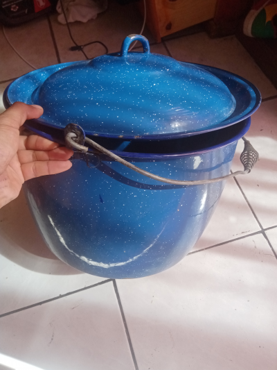 Olla de 24.3Ltrs 