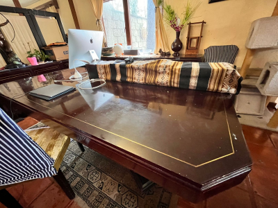 comedor de caoba estilo tradicional 8 sillas con vitrina, buffetera y aparador y 
