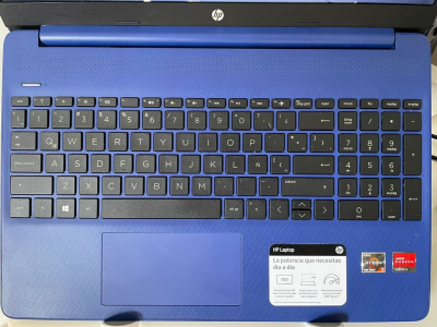 Laptop HP seminueva para trabajos exigentes