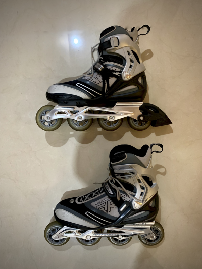 Patines en linea, marca Rollerblade, modelo Spark 8K.