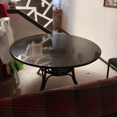 Mesa de comedor redonda 