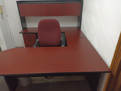 Dos Escritorios Modulares Ejecutivos.