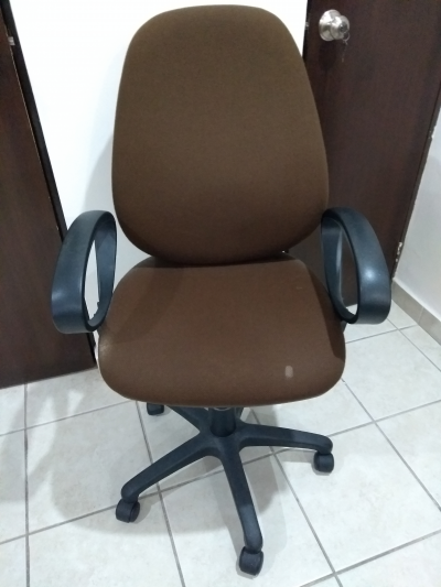 SILLA OFICINA EJECUTIVA 3 SEMINUEVAS