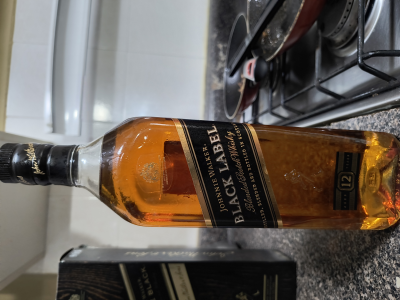 Johnny Walker Black Label 750 ML