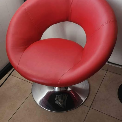 SILLA GIRATORIA ROJA