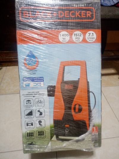 hidrolavadora nueva  BLACK+DECKER