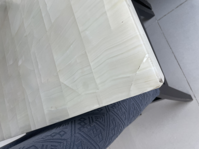 Comedor con 8 sillas y bufetera