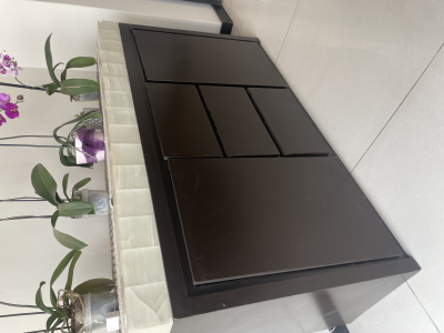 Comedor con 8 sillas y bufetera