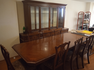 Comedor con 8 sillas
