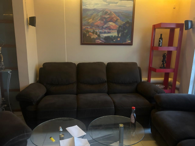 SALA  DE 3 PIEZAS COLOR CHOCOLATE - Usado