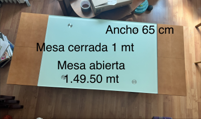 Set de mesas madera y vidrio