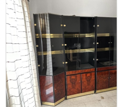 Remate comedor :Cuatro vitrinas comedor con cantina y mesa cuadrada con 8 sillas  a juego 
