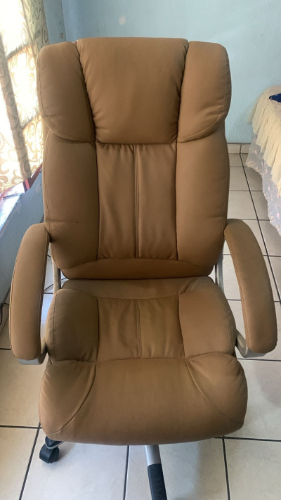 Escritorio y Silla