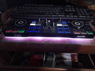Hércules dj control Star light 
