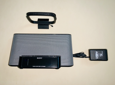 Sony FM/AM Clock Radio.