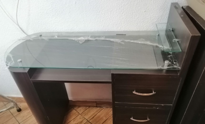 MUEBLES PARA ESTETICA/ SALON DE BELELZA