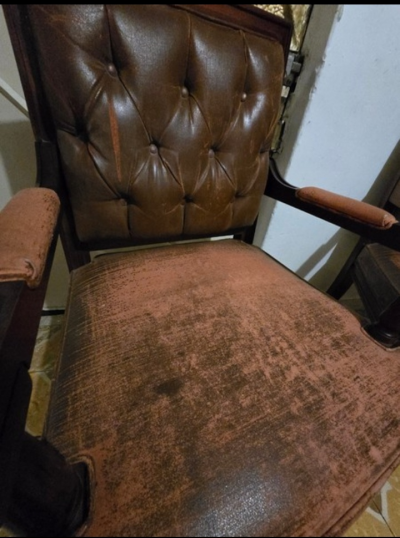 Par de sillones de caoba marca PACO SOBRINO