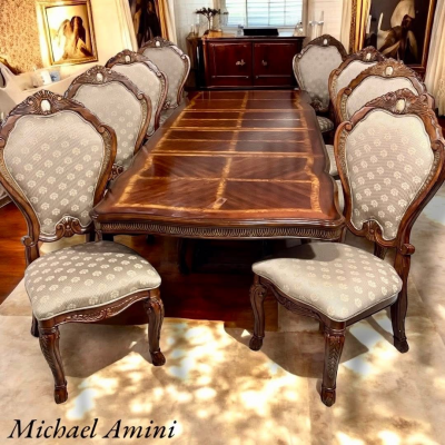 ELEGANTE COMEDOR AICO MICHAEL AMINI