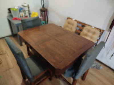 Comedor con 4 sillas ,caoba