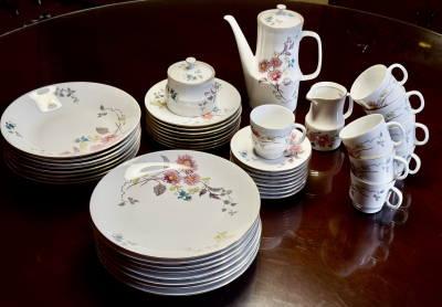 Vajilla Checoslovaca para 8 personas