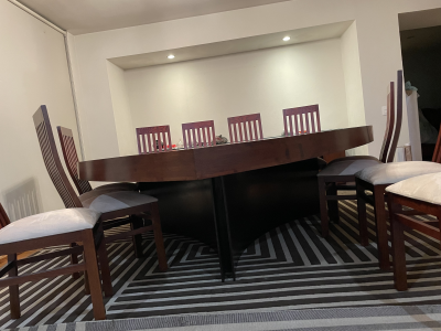 Comedor con 12 sillas