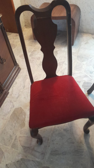comedor con 7 sillas madera fina