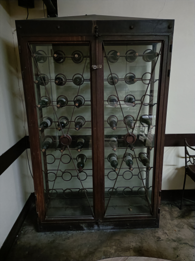 Cava retro