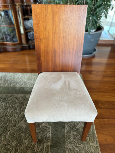 Sillas para comedor de madera masías de muy buena calidad en buen estado 12 sillas 