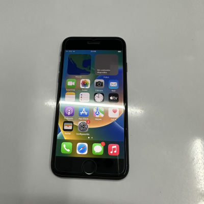 IPhone SE 2da Generación Negro. 64gb. Libre