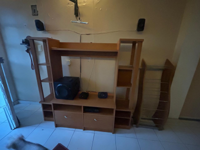 Mueble para entretenimiento TV , ETC Usado