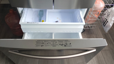 Refrigerador Samsung con fábrica de hielo 