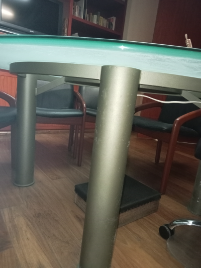 Mesa redonda de trabajo cristal biselado