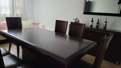 Comedor con 7 sillas