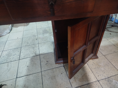 Comedor con dos sillas poco uso