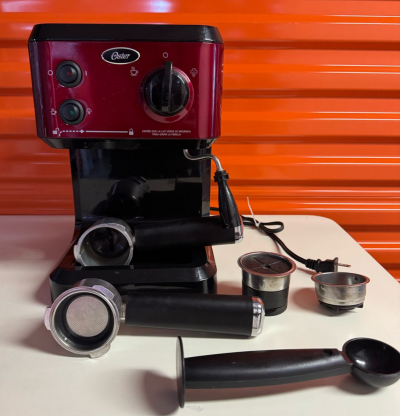 Cafetera con Accesorios