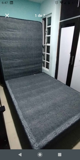 Colchón y cama matrimonial Restonic