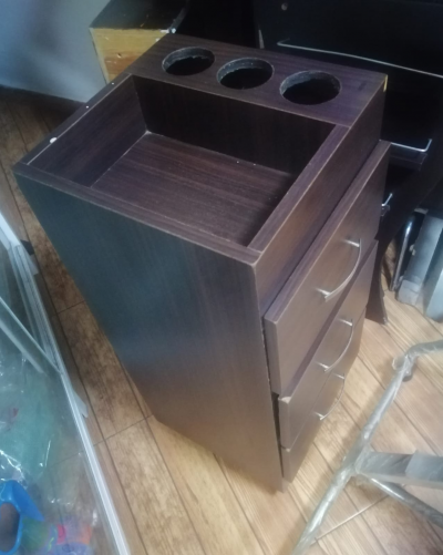 MUEBLES PARA ESTETICA/ SALON DE BELELZA