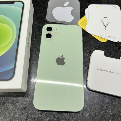 IPhone 12 64gb Verde. Libre